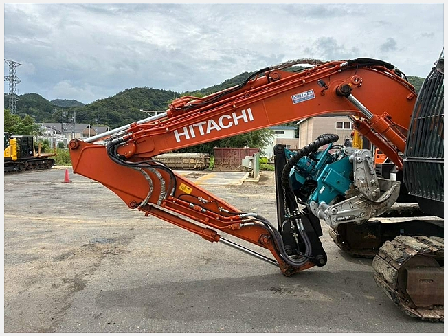 日立建機 ZX135USK-6 | 岡山県の油圧ショベル(ユンボ) | BIGLEMON