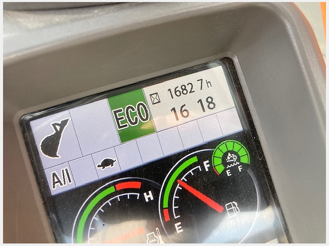 日立建機 ZX135USK-6 | 岡山県の油圧ショベル(ユンボ) | BIGLEMON