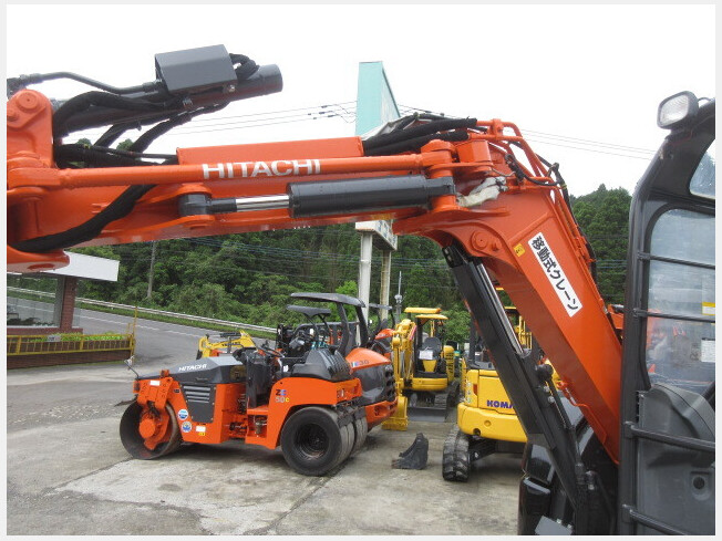 日立建機 ZX135USOS-5B | 大阪府の油圧ショベル(ユンボ