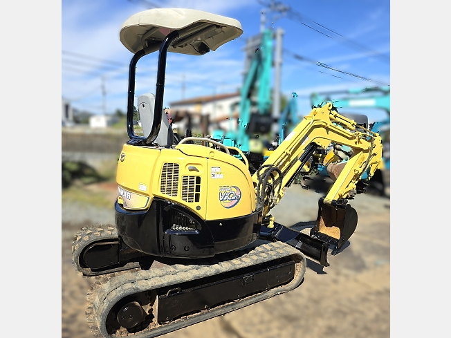 ミニ油圧ショベル ヤンマー建機 ViO20-3 ☆2011年 ☆1691h ☆ マルチレバー