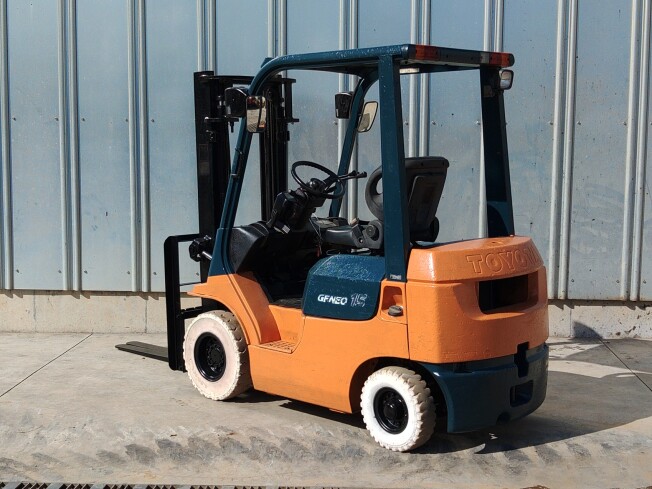 TOYOTA 02-7FD15 (Forklifts) at Chiba, Japan | Buy used Japanese 