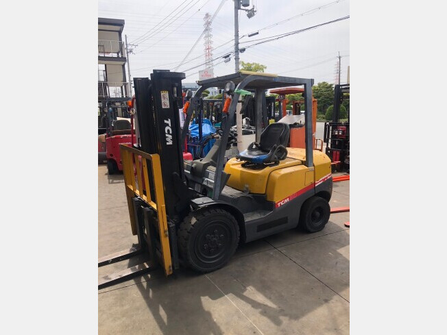 TCM FD30T3 (Forklifts) at Osaka, Japan | Buy used Japanese