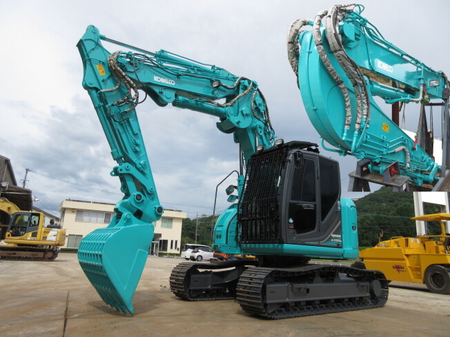 KOBELCO SK135SRDLC-3 (Excavators) at Oita, Japan | Buy used 