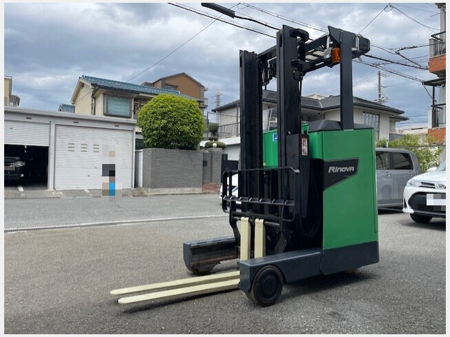 TOYOTA 8FBRK9 (Forklifts) at Osaka, Japan | Buy used Japanese 