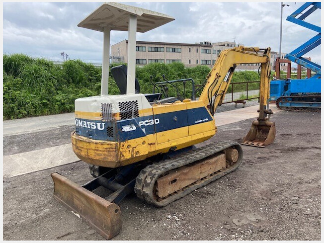 KOMATSU PC30-6 (Mini excavators) at Shizuoka, Japan | Buy used Japanese  construction equipment, heavy equipment, trucks and farm  machineries:BIGLEMON | Item ID：110962