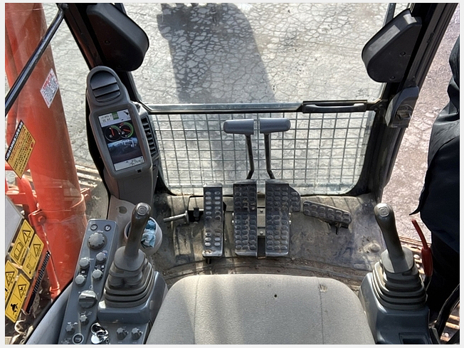 日立建機 ZX135USK-5B | 鳥取県の油圧ショベル(ユンボ) | BIGLEMON