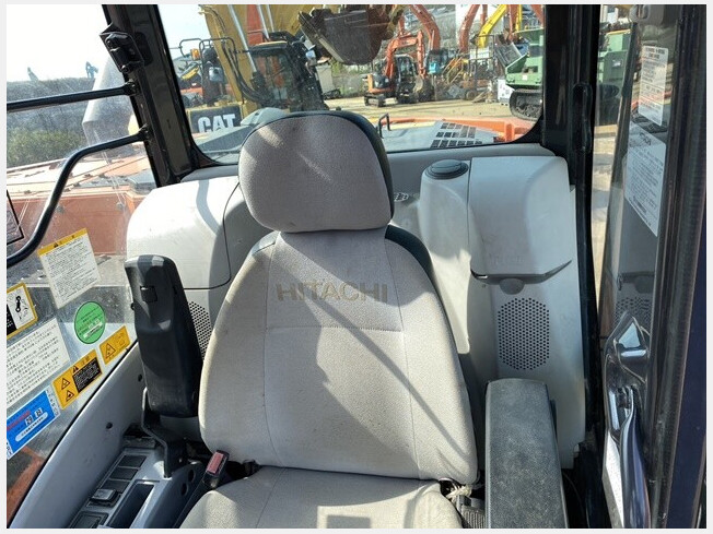 HITACHI ZX135USOS-5B (Excavators) at Osaka, Japan | Buy used