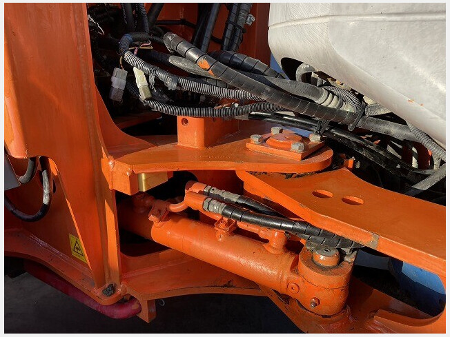 ローベル HITACHI ZX870LCH-3 × 高千穂工業MR2500 HITACHI ZX75USK-7