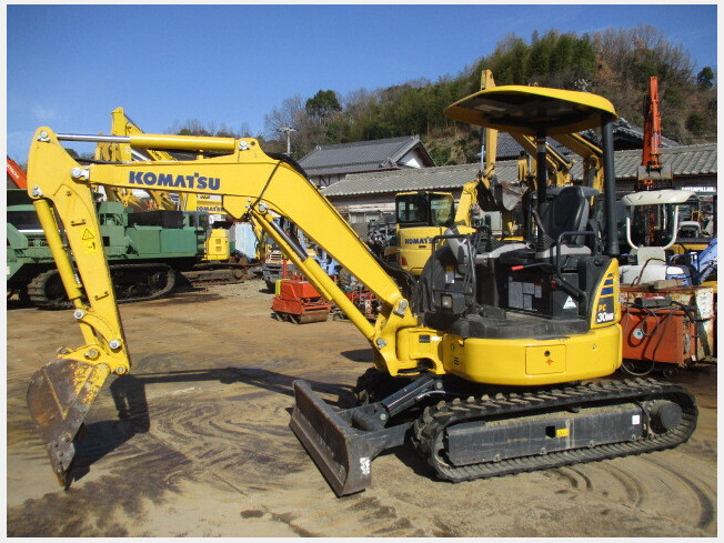 コマツ PC30MR-5 | 大阪府のミニ油圧ショベル(ミニユンボ) | BIGLEMON  