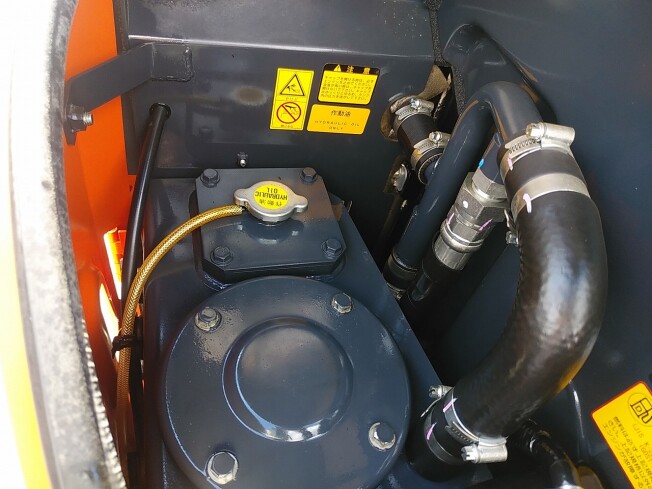 日立建機 ZX20U-5A | 千葉県のミニ油圧ショベル(ミニユンボ