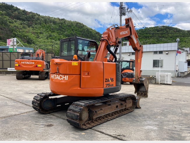 日立建機 ZX75UR-5B | 福島県の油圧ショベル(ユンボ) | BIGLEMON