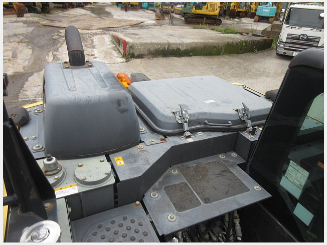 SUMITOMO SH120LC-7 (Excavators) at Kagoshima, Japan | Buy