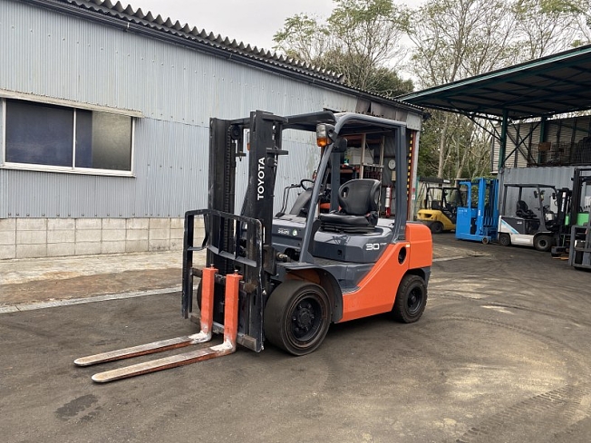 TOYOTA 3FB7 (Forklifts) at Saitama, Japan | Buy used Japanese construction  equipment, heavy equipment, trucks and farm machineries:BIGLEMON | Item  ID：100625