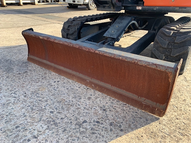 日立建機 ZX30U-5A | 福島県のミニ油圧ショベル(ミニユンボ