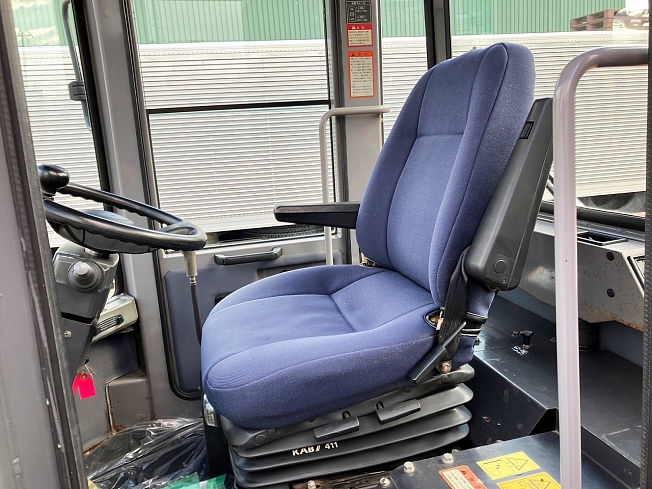 日立建機 LX70-7 | 北海道のタイヤショベル(ホイールローダー