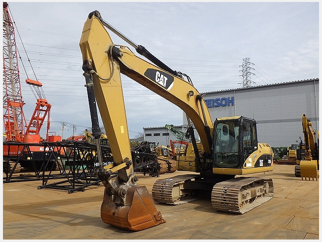 キャタピラー　CAT320 油圧掘削機85569 新品未開封 CAT 320 油圧ショベル オペレーター付 1：50 85569 - メルカリ
