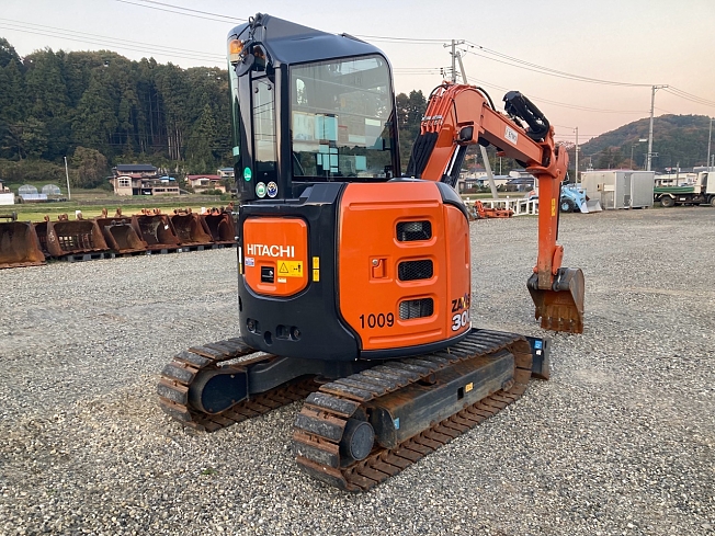 日立建機 ZX30UR-5B | 福島県のミニ油圧ショベル(ミニユンボ 日立建機 ZX30UR-5B | 福島県のミニ油圧ショベル(ミニユンボ