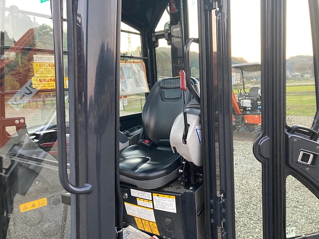 日立建機 ZX30UR-5B | 福島県のミニ油圧ショベル(ミニユンボ 日立建機 ZX30UR-5B | 福島県のミニ油圧ショベル(ミニユンボ