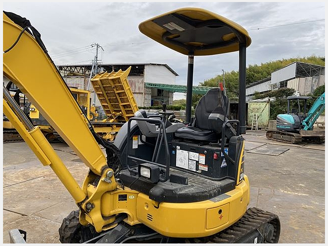 コマツ PC30MR-5 | 大阪府のミニ油圧ショベル(ミニユンボ