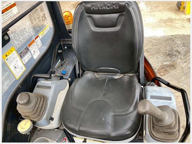 日立建機 ZX20UR-5A | 岡山県のミニ油圧ショベル(ミニユンボ