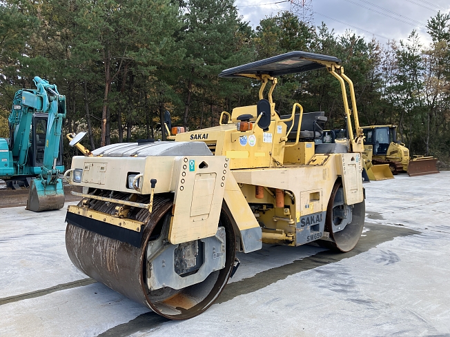 サカイ 酒井重工業 PC60 エンジンプレート 中古品 【ハンズクラフト宜