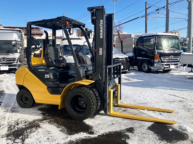 KOMATSU FD25T-17 (Forklifts) at Hokkaido, Japan | Buy used Japanese  construction equipment, heavy equipment, trucks and farm  machineries:BIGLEMON | Item ID：122263