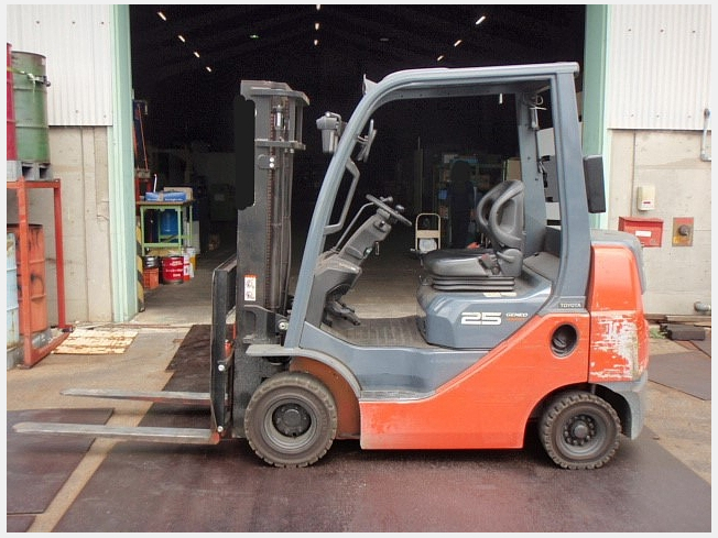 トヨタ 02-8FGKL25 | 愛知県のフォークリフト | BIGLEMON（ビッグ