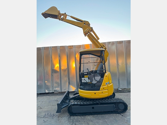 2015年式☆売り切り格安出品☆コマツ☆PC30UU-5 油圧ショベル☆3t