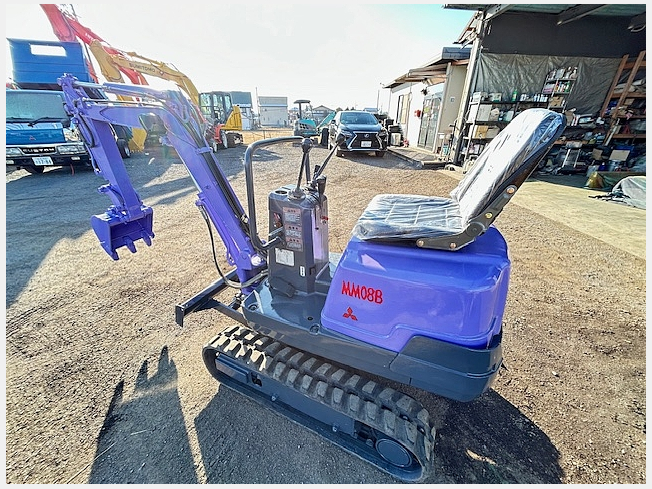 新キャタピラー三菱 MM08B | 長野県のミニ油圧ショベル(ミニユンボ