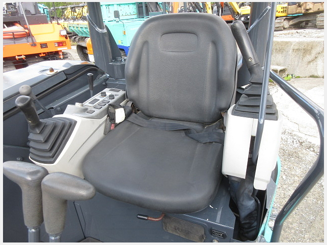 コベルコ建機 SK28SR-6 | 鹿児島県のミニ油圧ショベル
