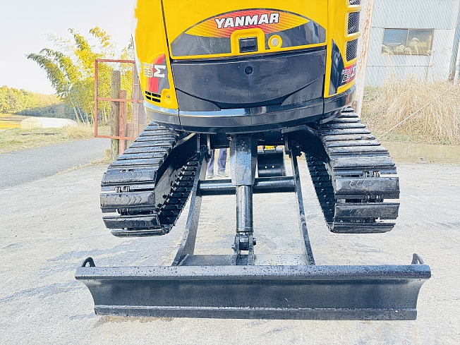 YANMAR B3-6 (Mini excavators) at Chiba, Japan | Buy used YANMAR B3-6 (Mini excavators) at Chiba, Japan | Buy used
