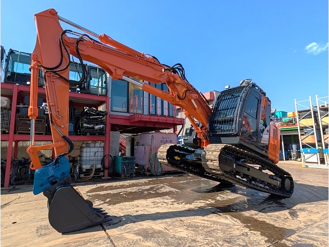 日立建機 ZX135USK-6 | 千葉県の油圧ショベル(ユンボ