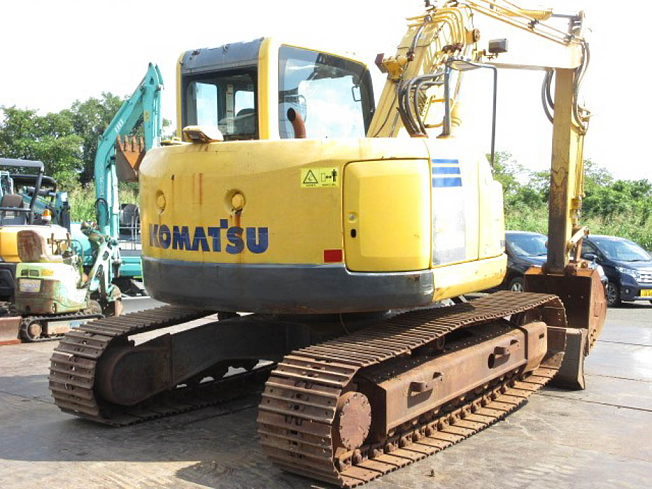 コマツ　ユンボ　PC128US-8 配管付、解体仕様、バケットスケルトン、正常作動の良質機 コマツ ユンボ PC128US-8 配管付、解体仕様、バケットスケルトン、正常