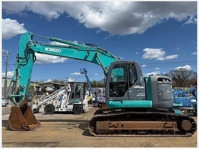 値下げ！！KOBELCOユンボ！限定メッキラジコン！！これはレア物！ コベルコ建機 SK55SR-7 | 熊本県のミニ油圧ショベル(ミニユンボ