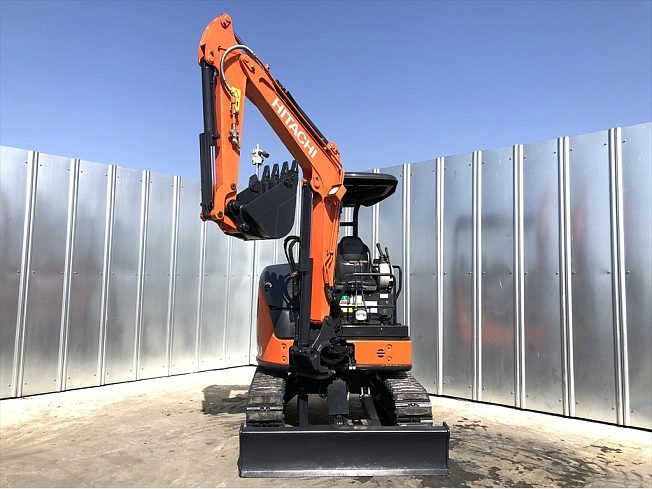 タイナス　マクアポB品15キログラム箱込み 日立建機 ZX30U-5B | 兵庫県のミニ油圧ショベル(ミニユンボ