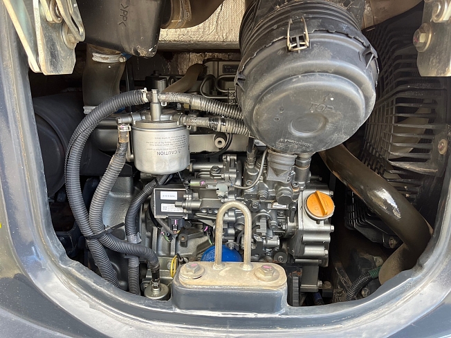日立建機 ZX35U-5B | 大阪府のミニ油圧ショベル(ミニユンボ
