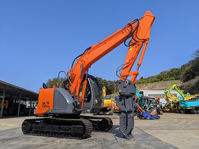 日立建機 ZX135USK-5B | 大分県の油圧ショベル(ユンボ 日立建機 ZX135USK-5B | 大分県の油圧ショベル(ユンボ