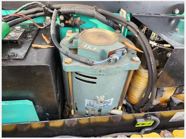 8FD15 1.5トン ディーゼル 【中古フォークリフトのPCS】