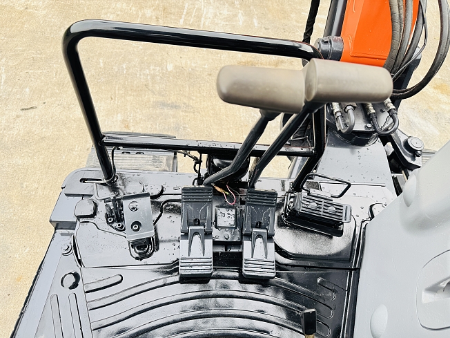 初代ルビコン　15ポンド 日立建機 ZX40U-5B | 群馬県のミニ油圧ショベル(ミニユンボ