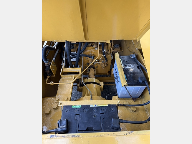 KOMATSU SD23-3 (Wheel loaders) at Saitama, Japan | Buy used