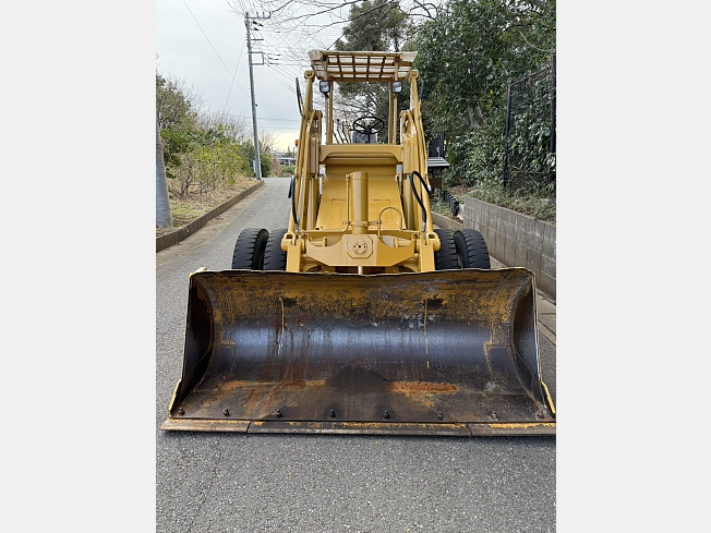 KOMATSU SD23-3 (Wheel loaders) at Saitama, Japan | Buy used
