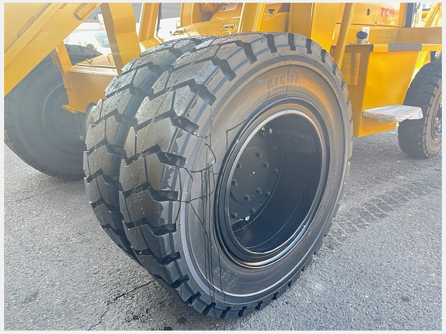 三菱ロジスネクスト SD25-3 | 岡山県のタイヤショベル(ホイール