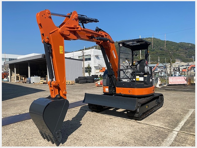 日立建機 ZX55UR-5B | 京都府のミニ油圧ショベル(ミニユンボ