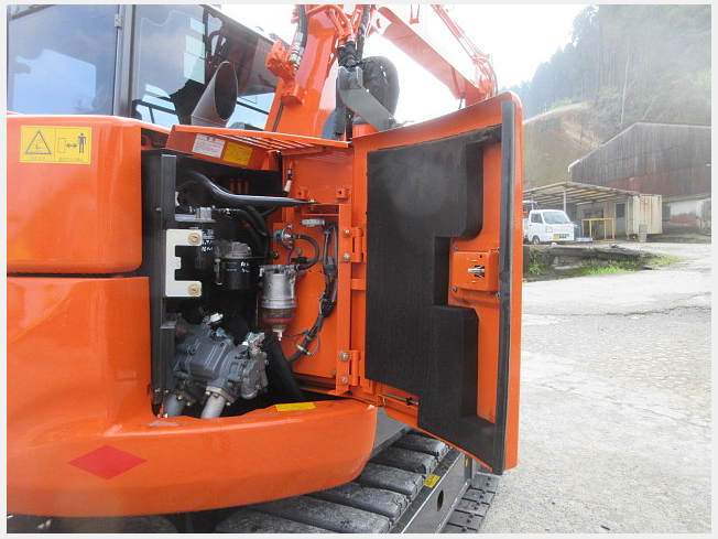 日立建機 ZX75US-5B | 鹿児島県の油圧ショベル(ユンボ