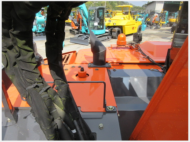 HITACHI ZX75US-5B (Excavators) at Kagoshima, Japan | Buy