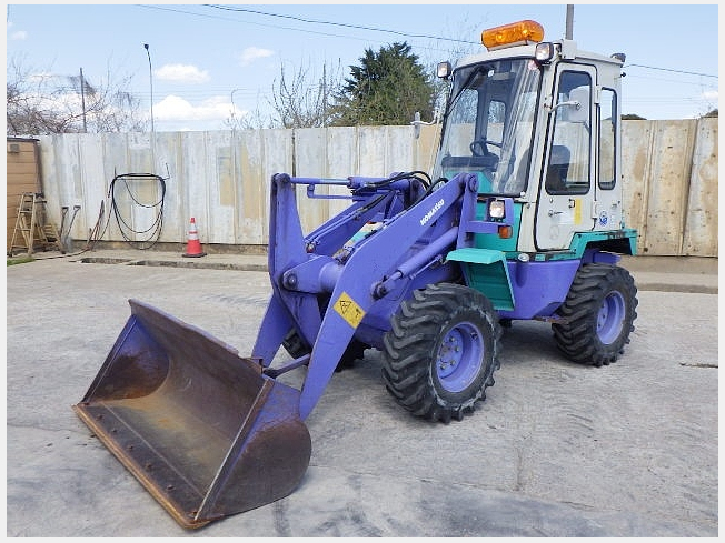 KOMATSU WA40-3E (Wheel loaders) at Gumma, Japan | Buy used