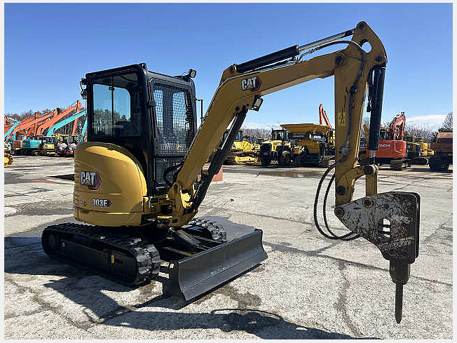 CAT 303CR ミニ油圧ショベル　新キャタピラー三菱 303 CR ミニ油圧ショベル | Cat | Caterpillar