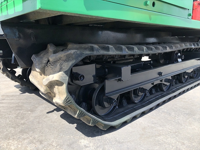 【地砕きの鉄塊】 Terex Pegson Metrotrack (crushing/quarry) - YouTube