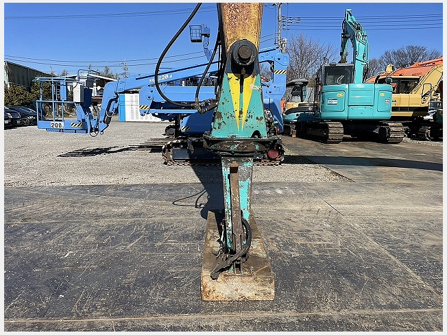 希少CAT E200B 油圧ショベル キャタピラー E200B ユンボ（油圧ショベル）0.7クラス～ 中古重機・建