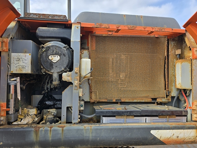 HITACHI ZX200-6 (Excavators) at Hyogo, Japan | Buy used